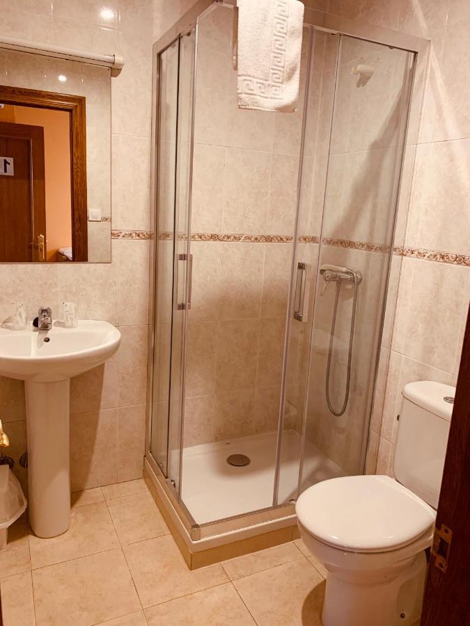 波特斯 Hostal La Serna酒店 外观 照片