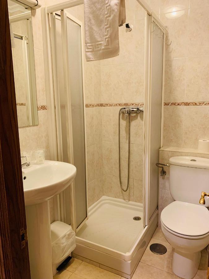 波特斯 Hostal La Serna酒店 外观 照片