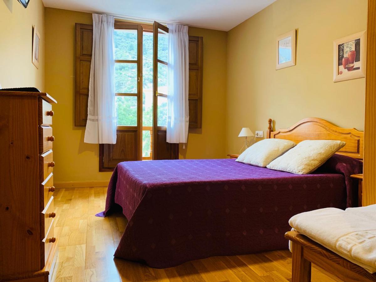 波特斯 Hostal La Serna酒店 外观 照片