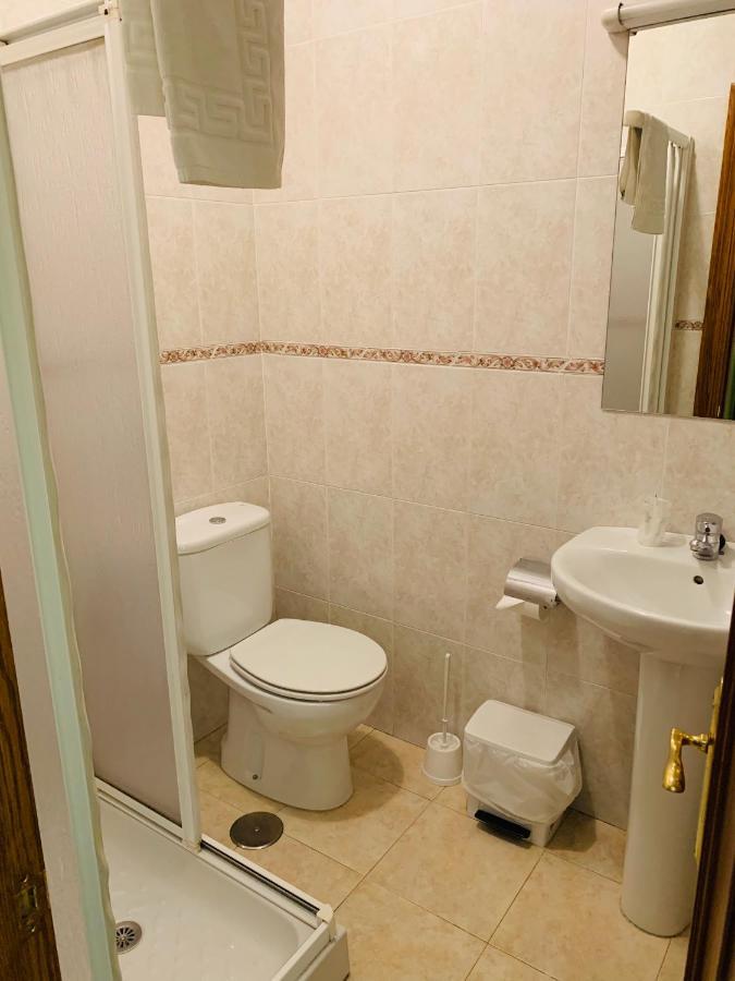 波特斯 Hostal La Serna酒店 外观 照片